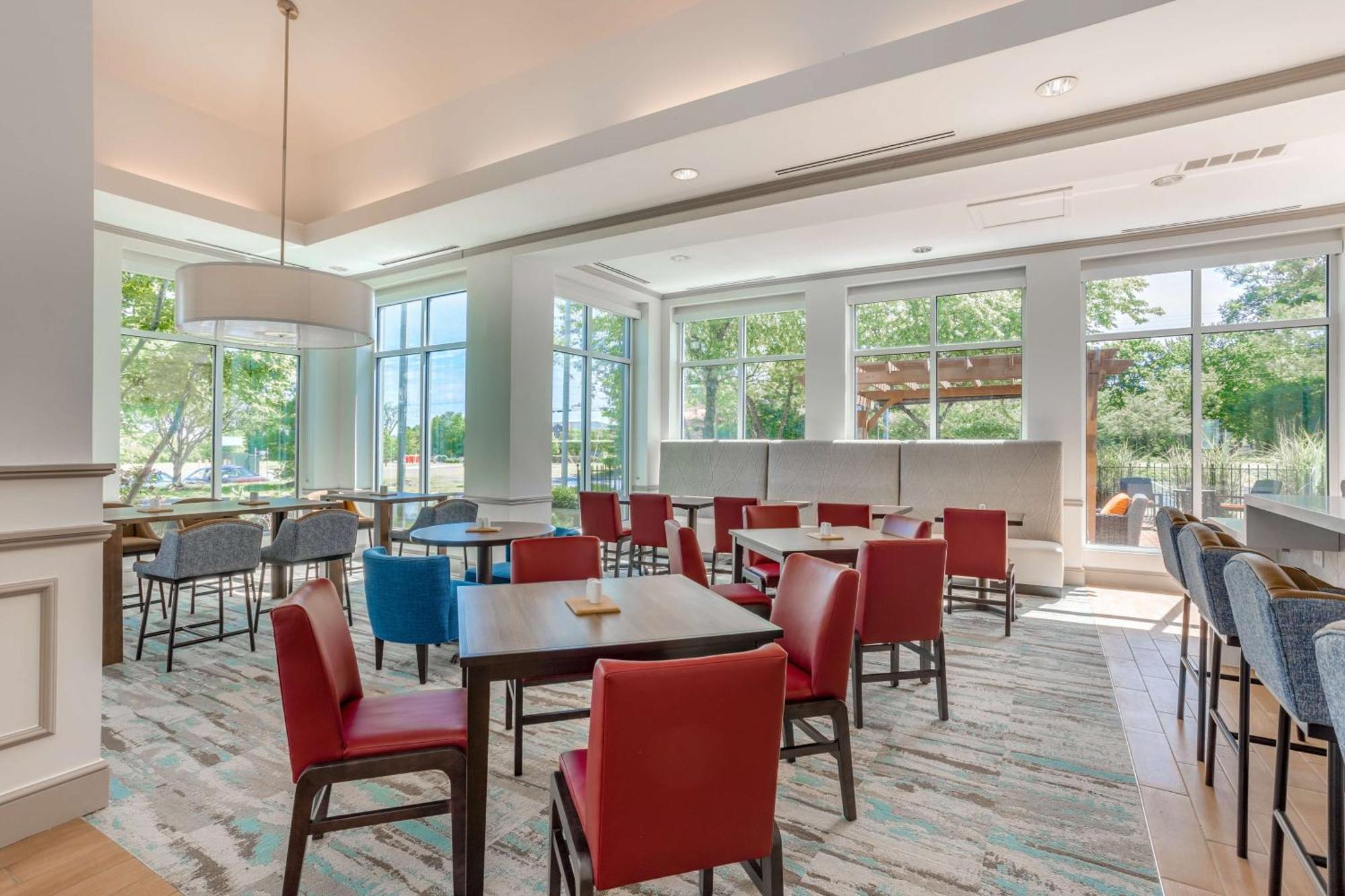 Hilton Garden Inn Cincinnati/Sharonville Esterno foto
